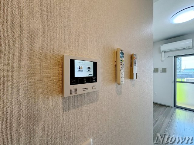 【セキュリティ】 | ジュール亀島 | モニター付きインターホンです