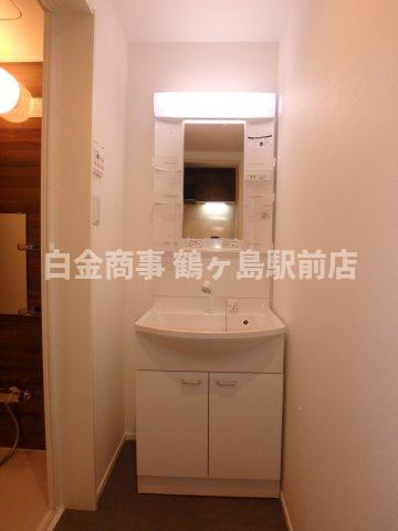 ツルテラスの独立洗面台
