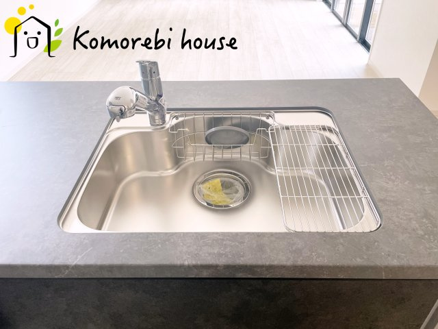 上尾市西宮下　９期　新築一戸建て　KEIAI GRACE　01のキッチン|26.9.11