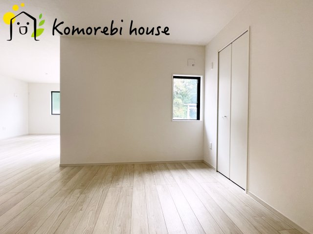 上尾市西宮下　９期　新築一戸建て　KEIAI GRACE　01の洋室|26.9.11