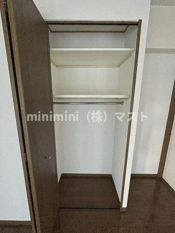 プレサンス千日前通の収納