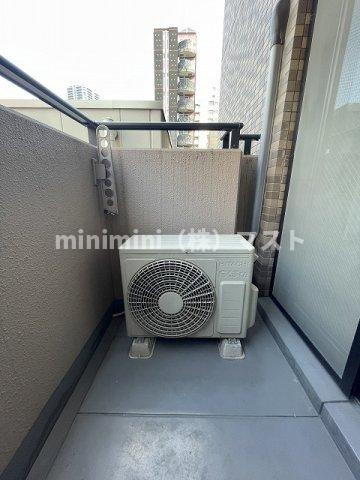 プレサンス千日前通のバルコニー