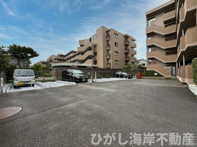 平塚袖ヶ浜ヒルズの駐車場|敷地内駐車場