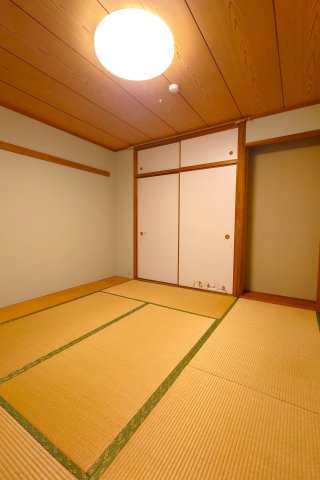 パストラルハイム湘南太平台Ⅱ棟の和室