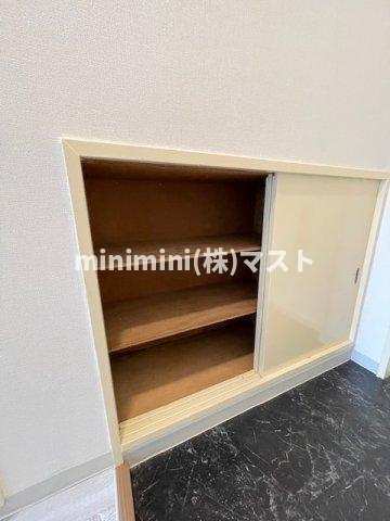 ホワイトハイツの収納