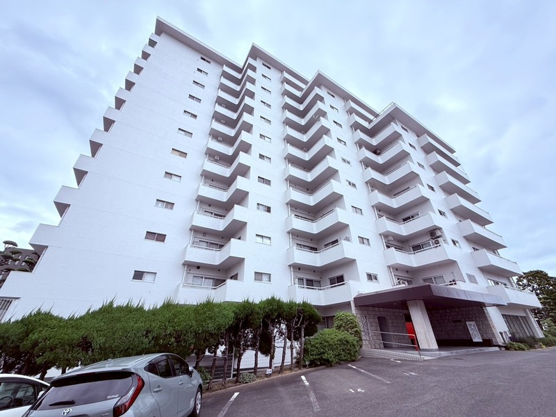 古河平丘台マンションのエントランス