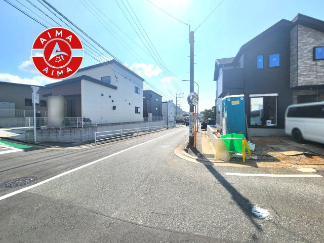 福岡市東区舞松原2丁目第2-3棟（3号棟）　の外観|前面道路含む現地の写真です。