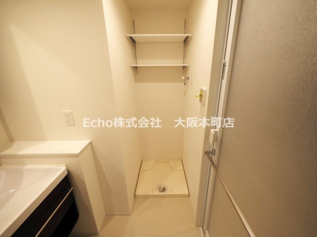 コンフォリア・リヴ淡路町一丁目のシャワールーム