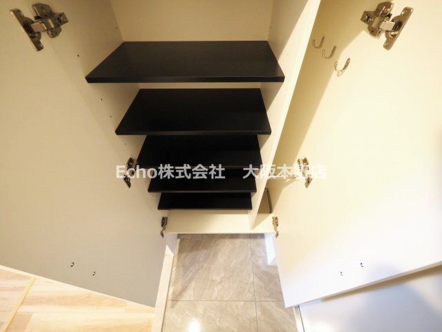 コンフォリア・リヴ淡路町一丁目の収納