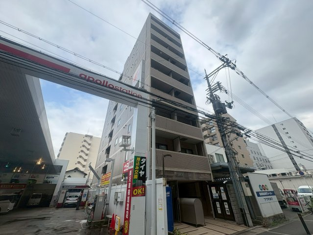 アヴァンセクール江坂の外観