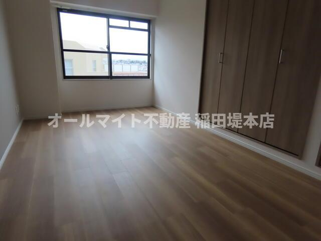多摩市連光寺２丁目の賃貸マンションの居間・リビング