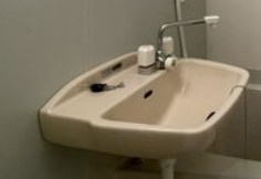 足立区竹の塚２丁目のアパートの洗面所
