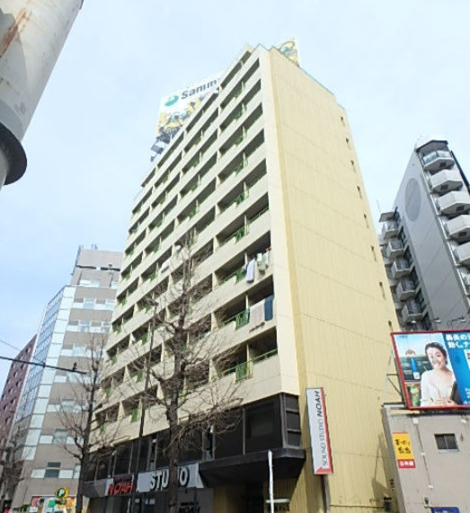 東池袋パレスの外観