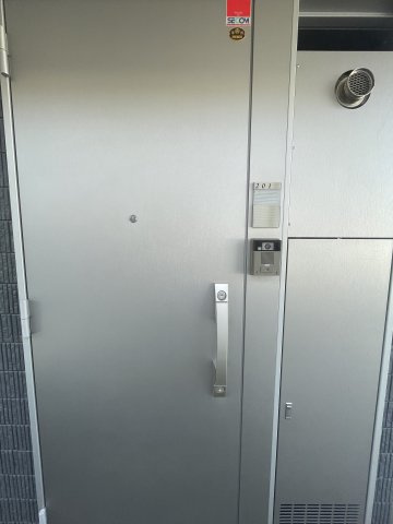 【玄関】 | リブリ・RYJⅡ | こちらがお部屋の入口です