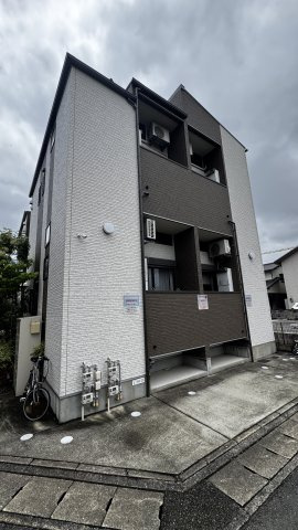 Dreame Stage 姪浜Latrareの外観