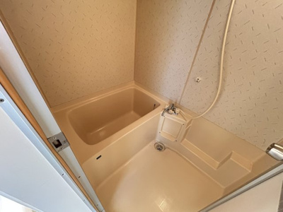 【浴室】 | イースト七番館 | 日々の暮らしに欠かせないお風呂です