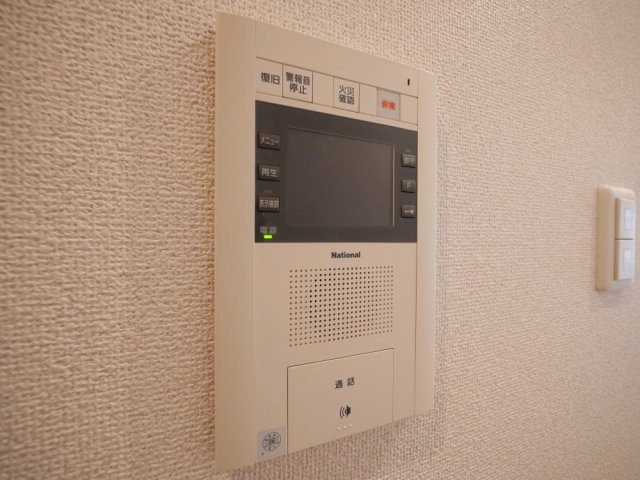 大阪市西区北堀江１丁目の賃貸マンションのセキュリティ
