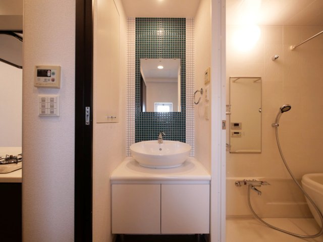 大阪市西区北堀江１丁目の賃貸マンションの独立洗面台