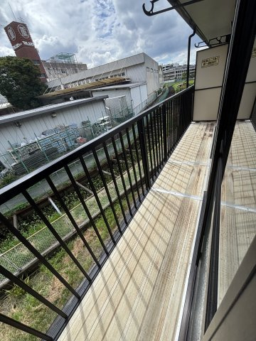 ミモザのバルコニー