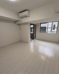 大阪市中央区瓦屋町１丁目の賃貸マンションの居間・リビング