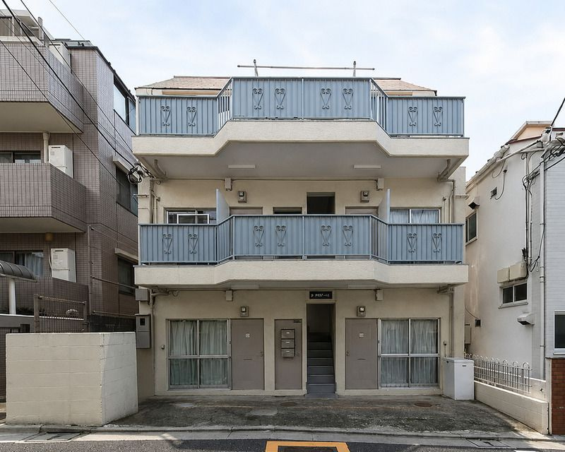 第一海老マンションの外観