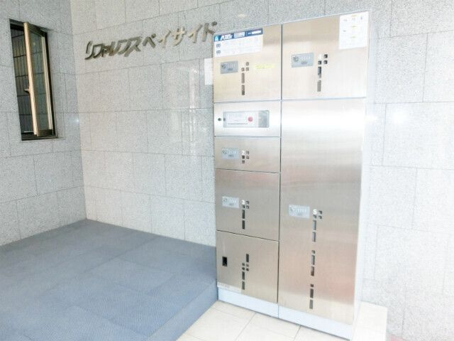 リファレンスベイサイドのロビー