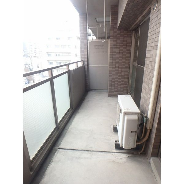 福岡市東区馬出５丁目の賃貸マンションのバルコニー