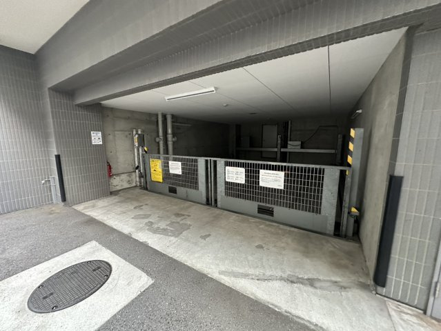 ミュプレ北浜の駐車場