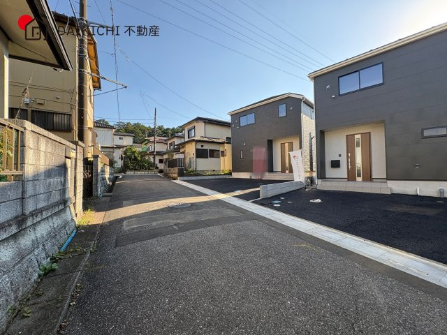 【前面道路含む現地写真】 | 日高市中鹿山第7　クレイドルガーデン　新築戸建　全10棟　9号棟