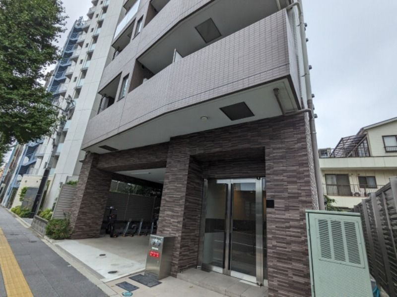 ラヴィエント南千住Ⅴのエントランス