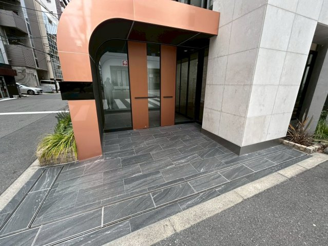 ユーレジデンス淀屋橋のエントランス