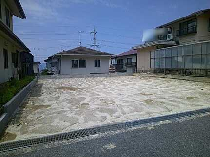 安芸郡府中町瀬戸ハイム４丁目の駐車場