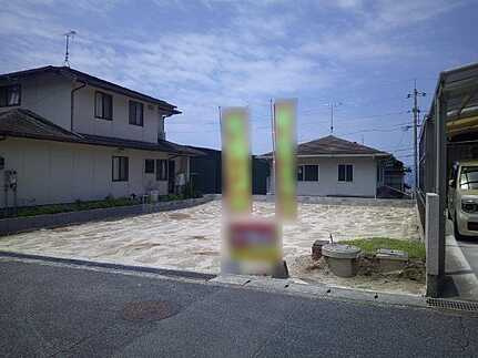 安芸郡府中町瀬戸ハイム４丁目の前面道路含む現地写真