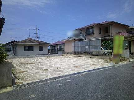 安芸郡府中町瀬戸ハイム４丁目の前面道路含む現地写真