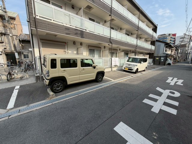 リブリ・シャルマン・パレス・吉野の駐車場