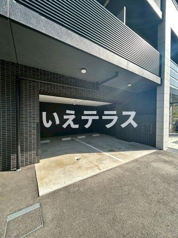 プレサンス　ハーバーランド　アンド・シーの駐車場