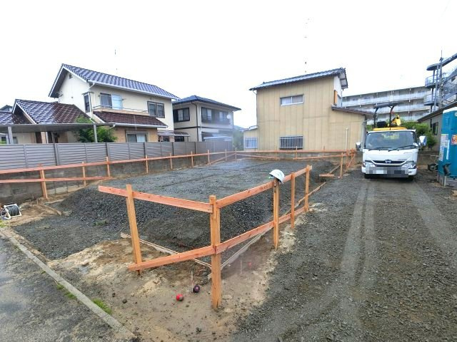 六座町第1の前面道路含む現地写真