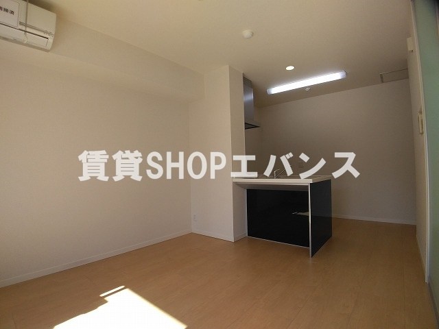 【居間・リビング】 | グレイスコート | 居間です