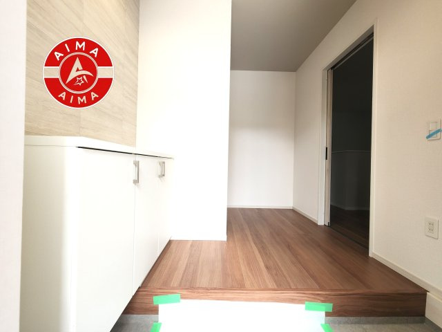 福岡市早良区飯倉6丁目第8-2棟（2号棟）の内観：施工例|二重ロック採用。毎日の安心を守るしっかり防犯対策。