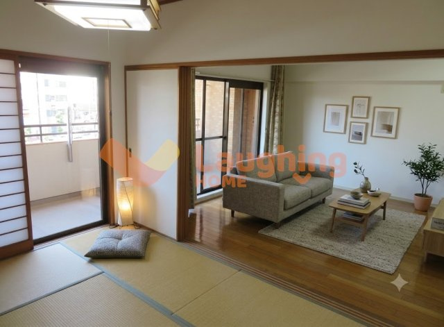 久留米市小頭町の賃貸マンションの居間・リビング|モデルルーム風