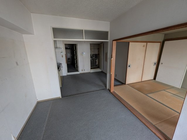 東十条グリーンハイツの洋室