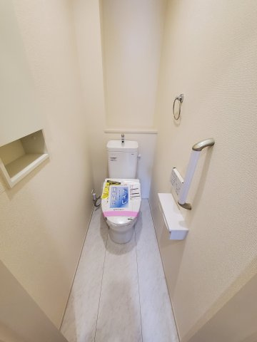 吉川市　吉川2丁目　新築戸建　全1棟のトイレ|施工例です