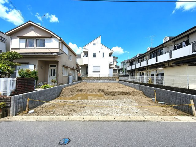吉川市　吉川2丁目　新築戸建　全1棟