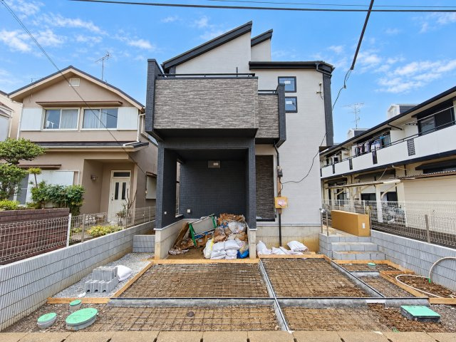 吉川市　吉川2丁目　新築戸建　全1棟