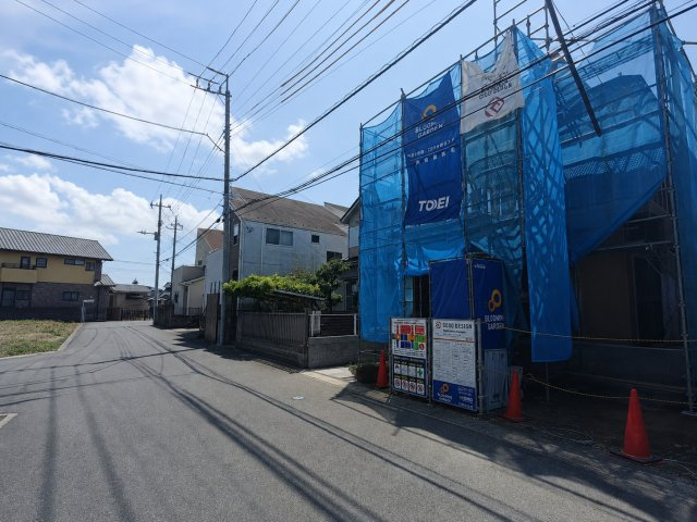 吉川市　吉川2丁目　新築戸建　全1棟の前面道路含む現地写真|前面道路含む現地写真です