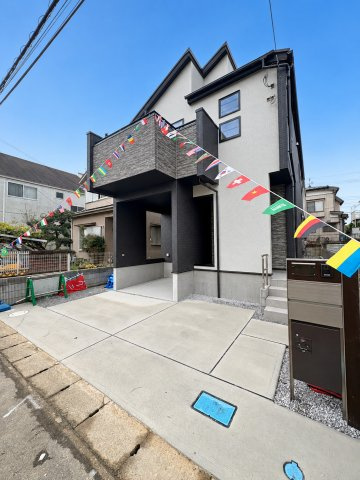 吉川市　吉川2丁目　新築戸建　全1棟の前面道路含む現地写真|前面道路含む現地写真です。