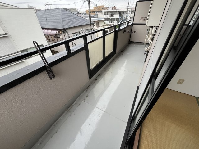 Vコートのバルコニー