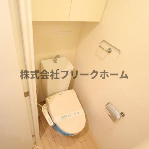 武蔵野市吉祥寺北町３丁目の賃貸マンションのトイレ