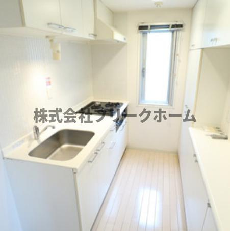 武蔵野市吉祥寺北町３丁目の賃貸マンションのキッチン