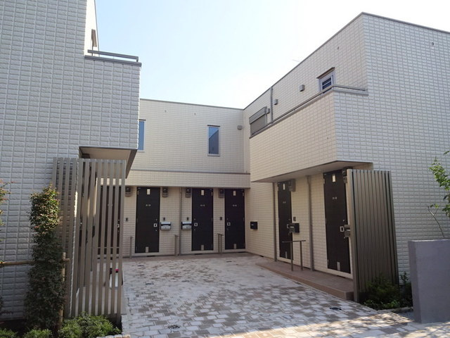 フェリーチェ　のエントランス|★閑静な住宅地★東部公園至近★